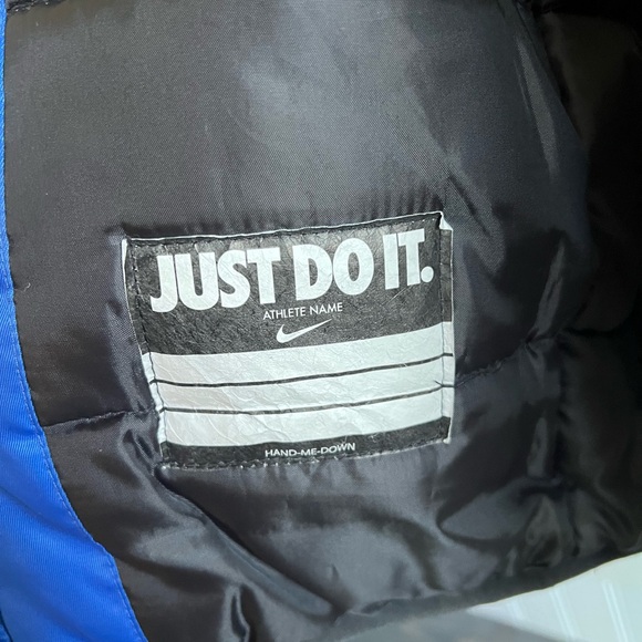 Nike Kids Puffer Jacket in Vibrant Blue - Picture 5 of 9